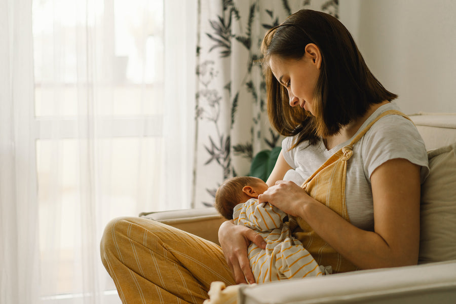 7 Different Breastfeeding Positions For Moms to Try