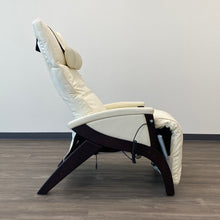 Load image into Gallery viewer, Certified Renewed Svago Newton Zero Gravity Recliner