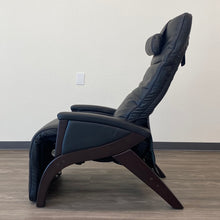 Load image into Gallery viewer, Certified Renewed Svago Newton Zero Gravity Recliner