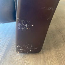 Load image into Gallery viewer, Certified Renewed Svago Newton Zero Gravity Recliner