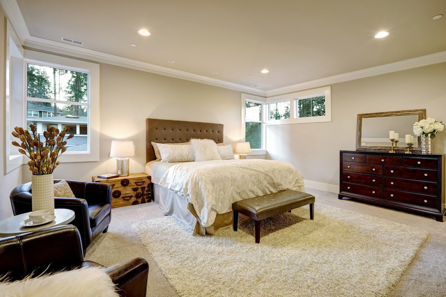 Bedroom Sitting Room: Bedroom Chair Ideas for Lounging