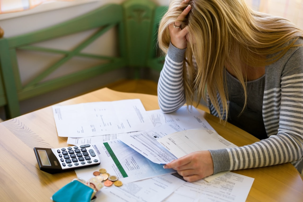 woman-dealing-with-financial-stress