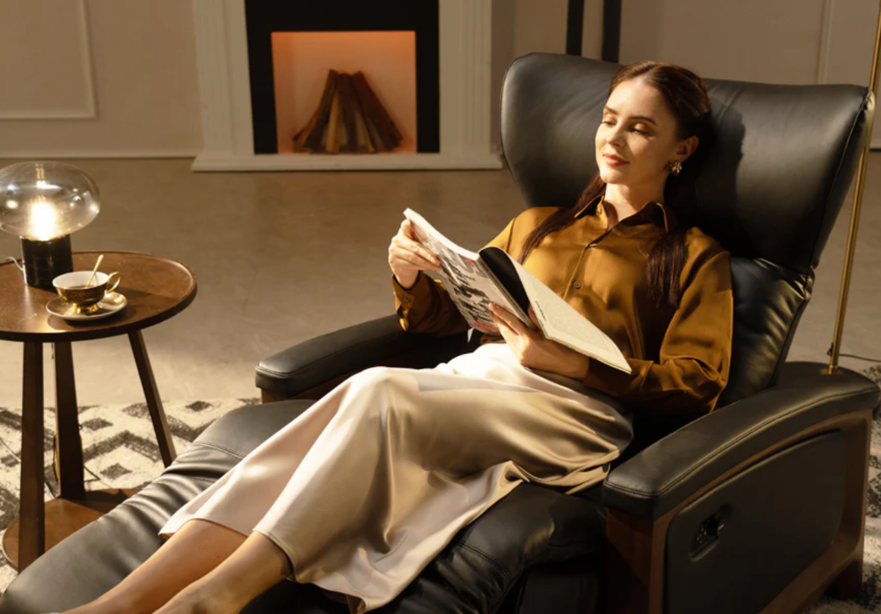woman-sitting-in-zero-gravity-lounge-chair