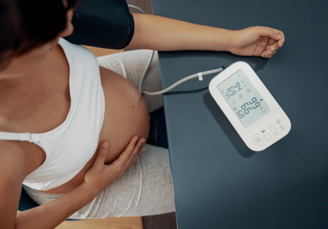 woman learning how to prevent preeclampsia