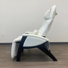 Load image into Gallery viewer, Certified Renewed ZGR Zero Gravity Recliner